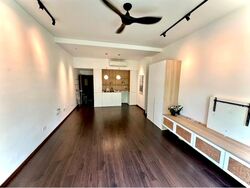 Landbay Condominium (D16), Condominium #524064211